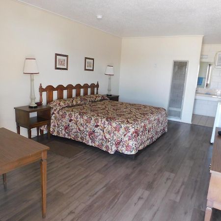 Royal Host Motel Las Cruces Room photo