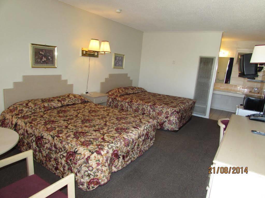 Royal Host Motel Las Cruces Exterior photo